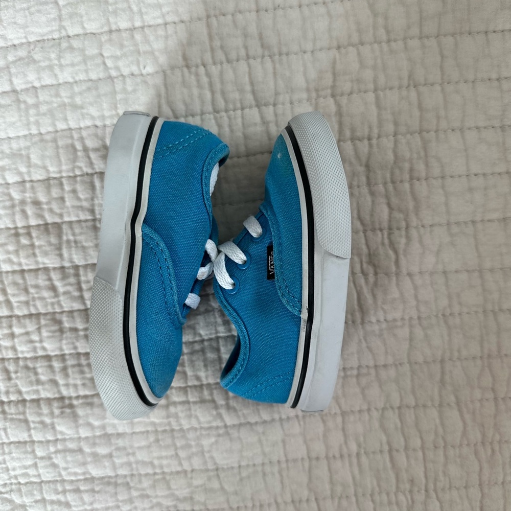 Vans blue 476